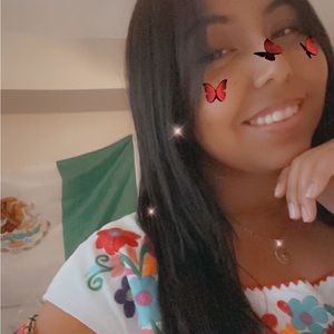 Meet your Posher, Lily